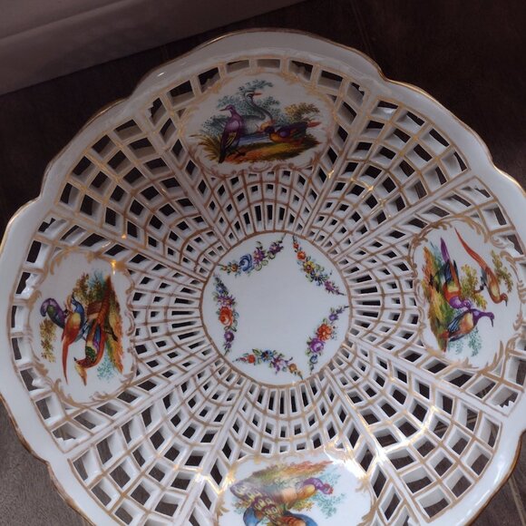 Super Antique Porcelain KPM Berlin Basket-style bowl - Picture 7 of 7